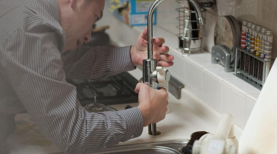 Local tankless water heater installation in Moravia, IA